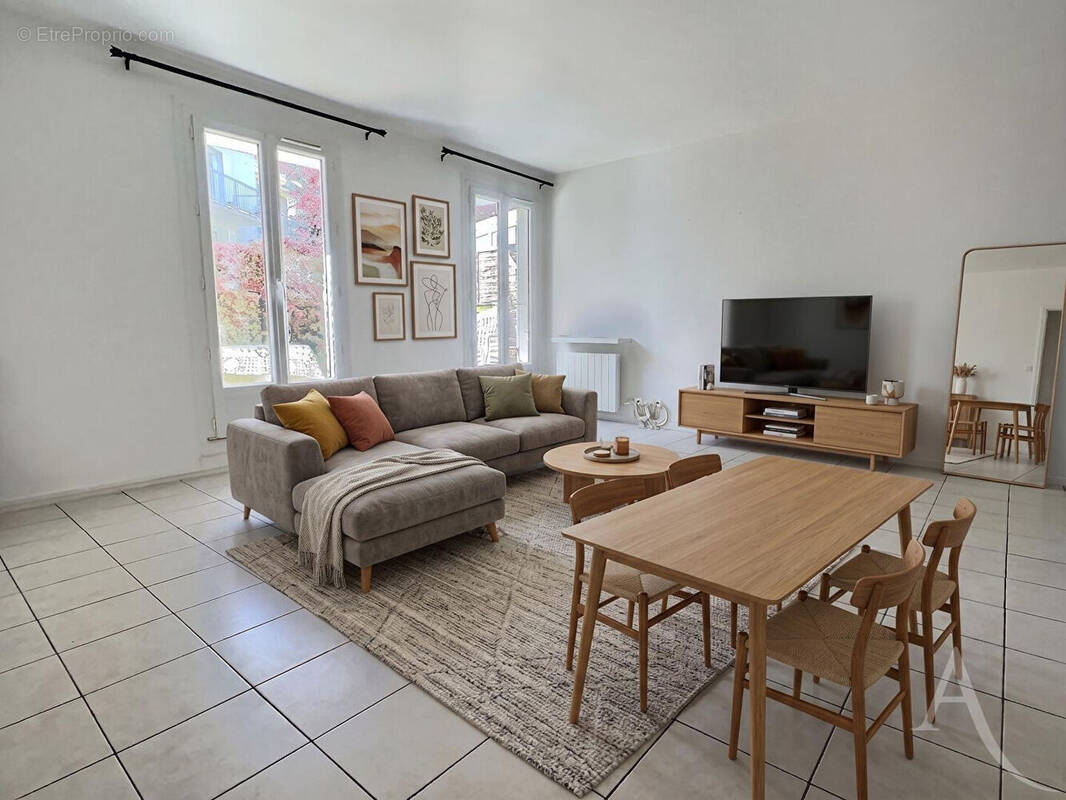 Appartement à THIAIS