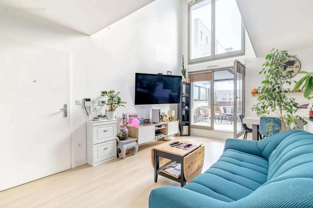 Appartement à COLOMBES