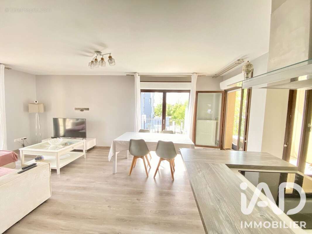 Photo 5 - Appartement à LES PAVILLONS-SOUS-BOIS
