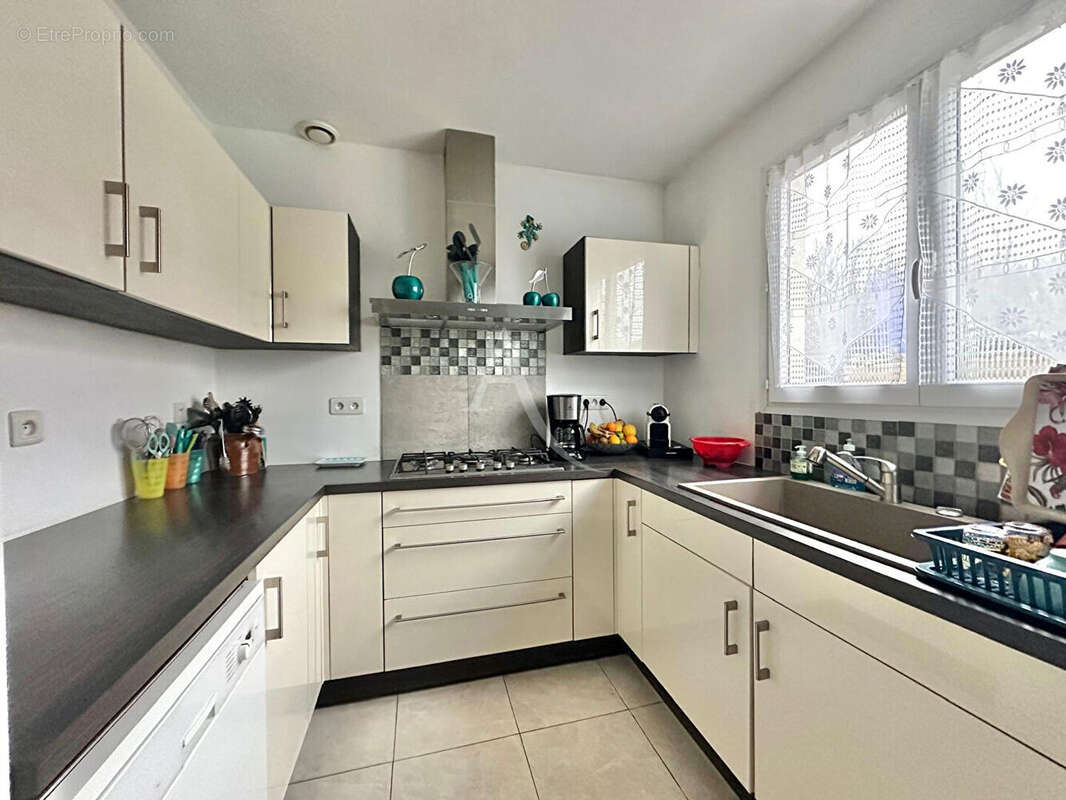 Maison à COUILLY-PONT-AUX-DAMES