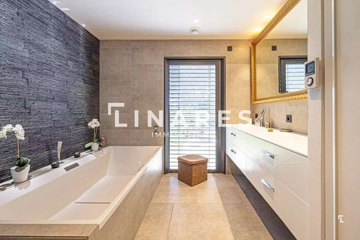 Maison à MARSEILLE-11E