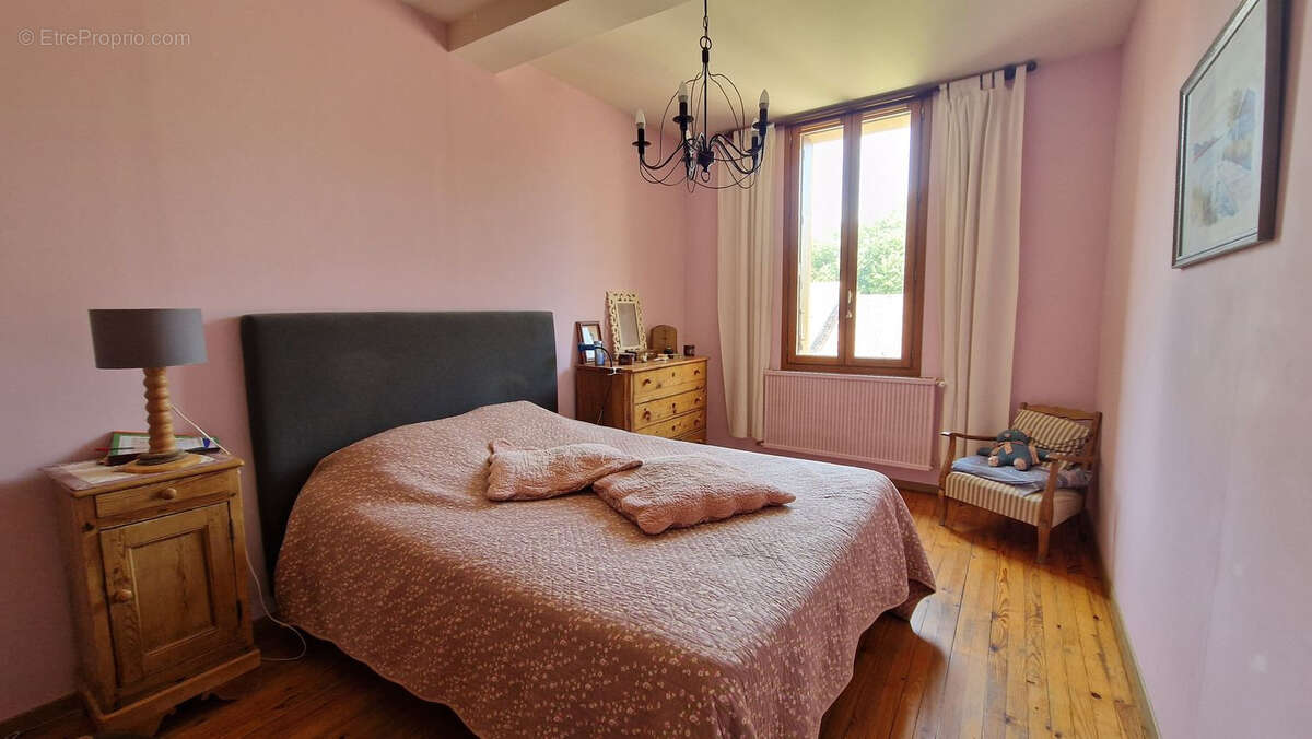 Maison à SAINT-MACAIRE