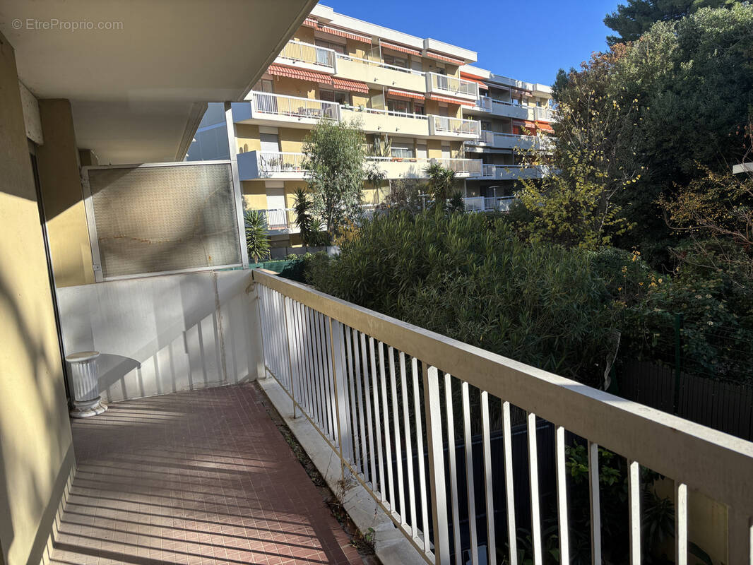 Appartement à MARSEILLE-8E