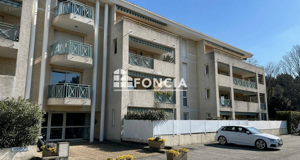 Appartement à SALON-DE-PROVENCE