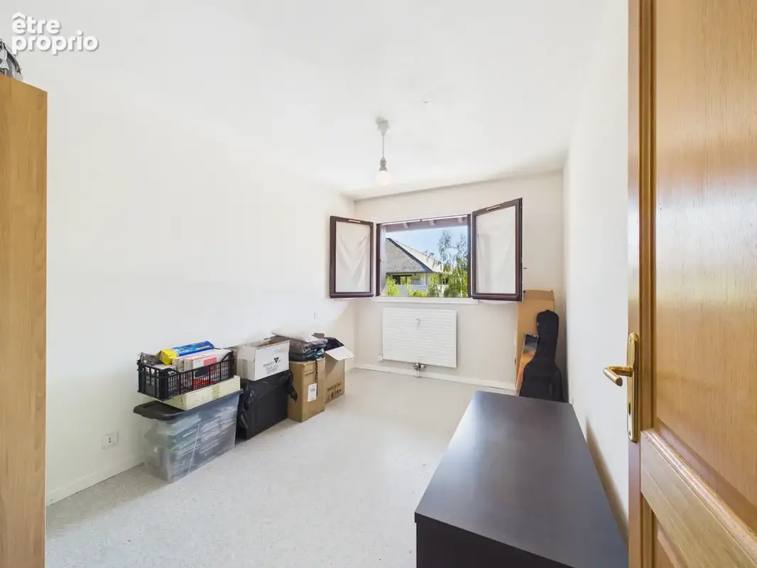 Appartement T4   Secteur calme   La Motte-Servolex   80 m2 - photo 8