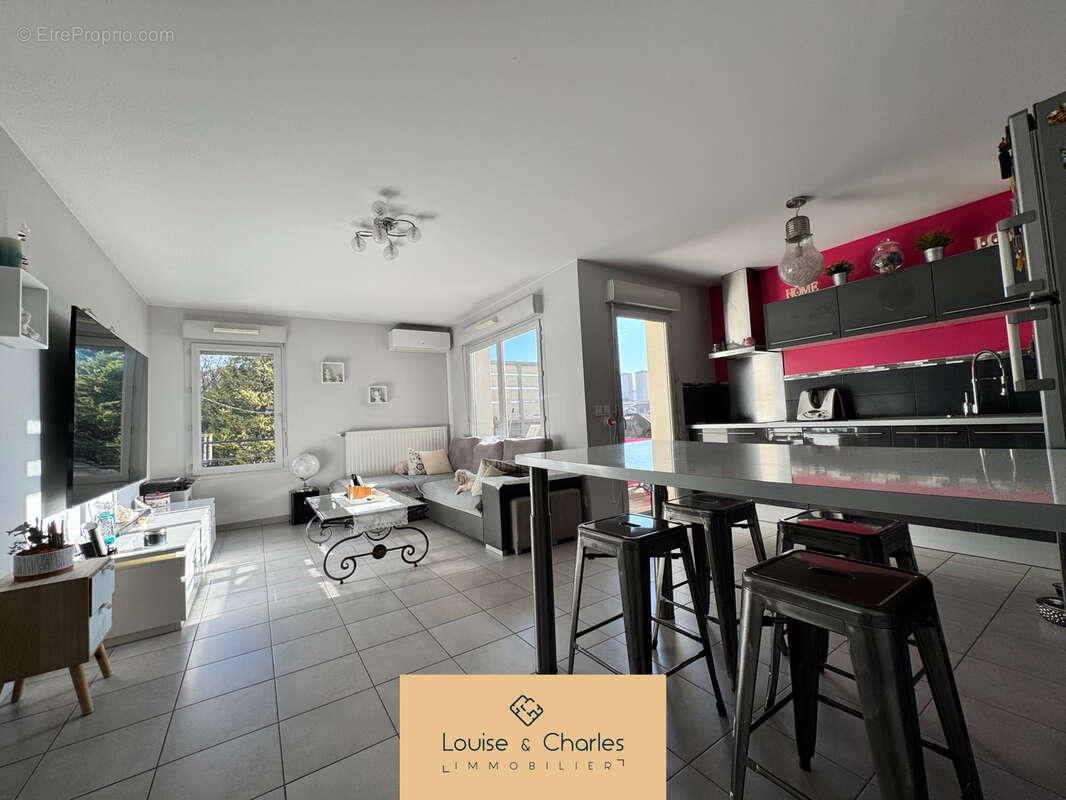 Appartement à RILLIEUX-LA-PAPE