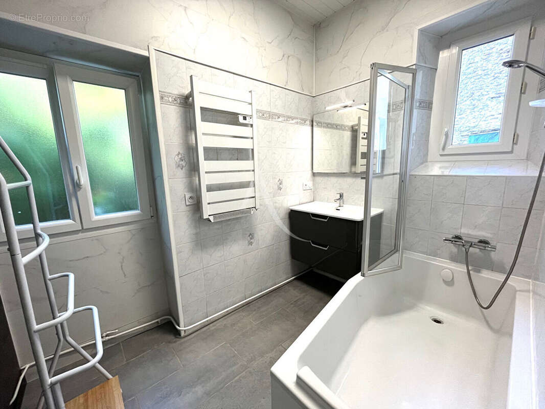 Maison à NUILLE-SUR-VICOIN