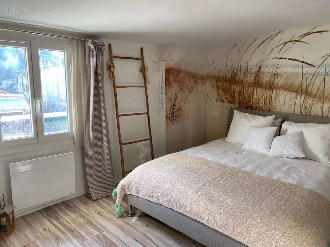 Maison à PUGET-THENIERS