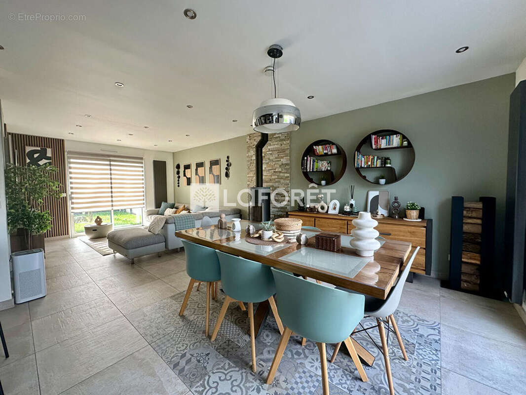 Maison à SAVIGNY-SUR-ORGE