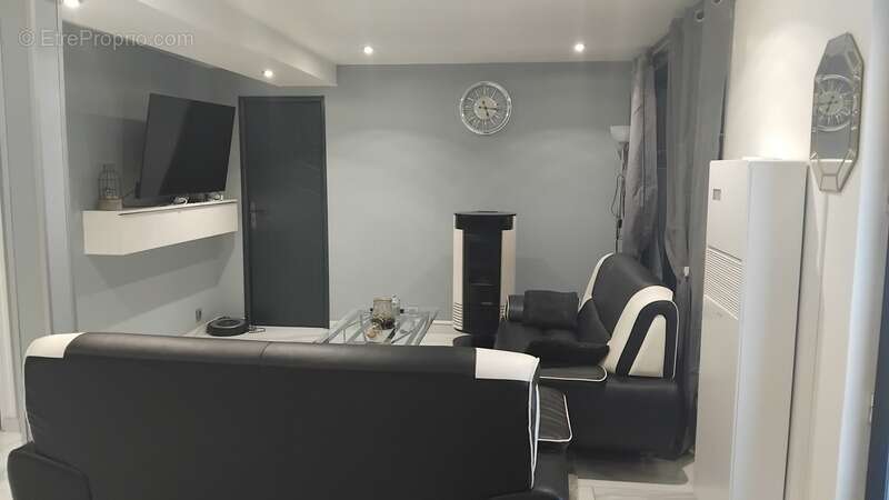 Maison à LA FEUILLIE