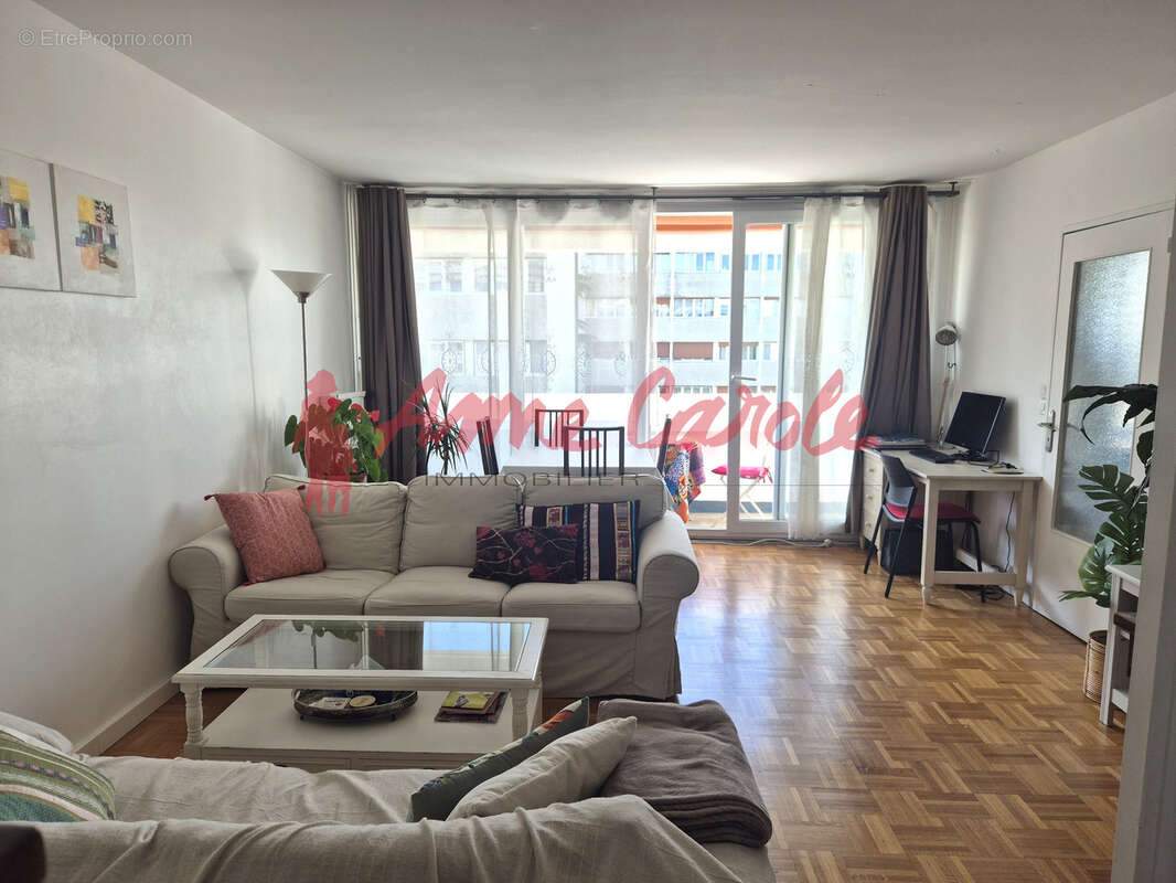 Appartement à FONTENAY-SOUS-BOIS