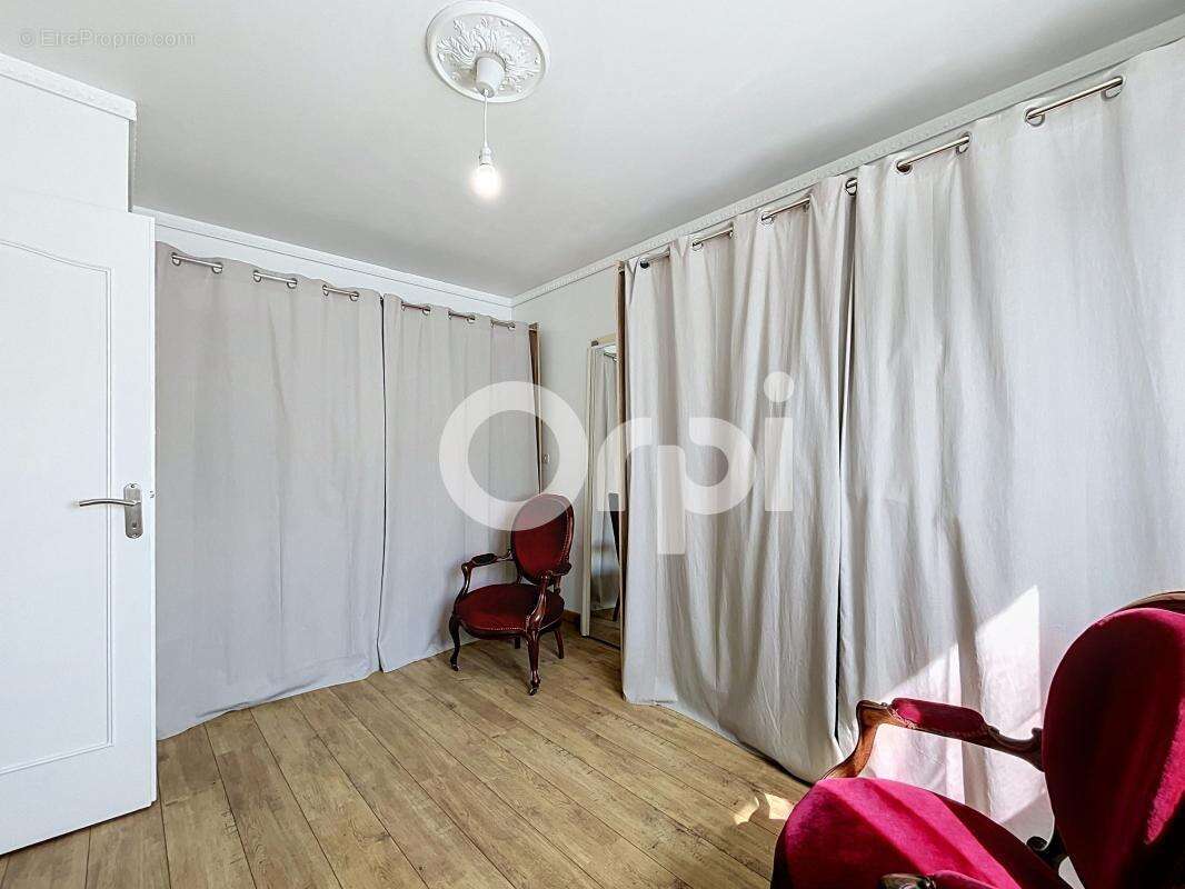 Maison familiale de 158 m² - À 2 min de Créavallée - photo 7
