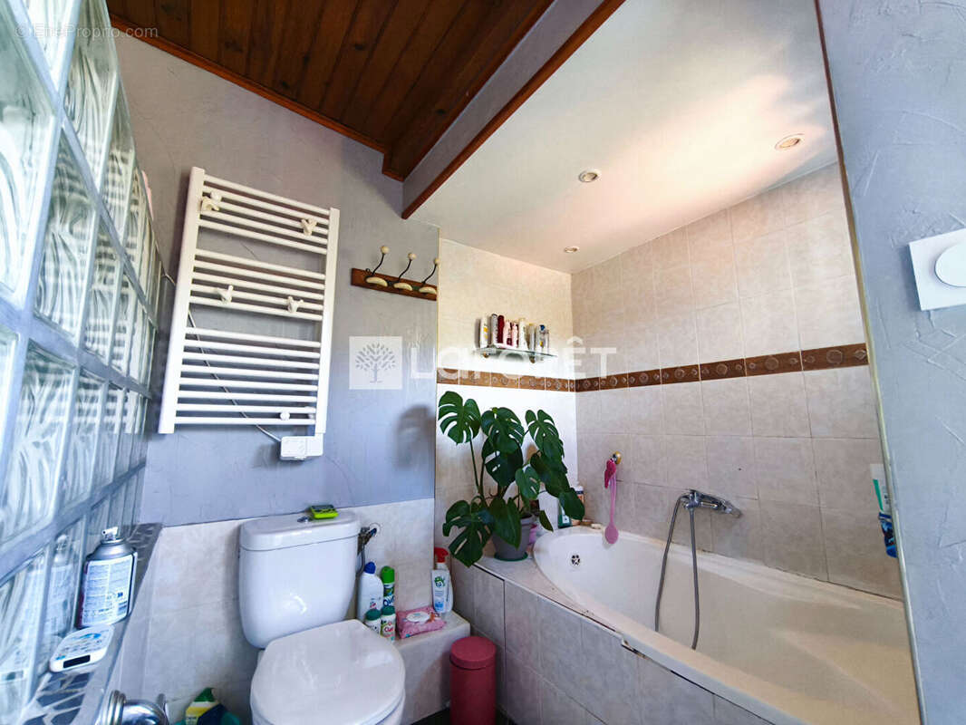 Exclusivité Maureillas-Las-Illas maison 4 chambres avec extérieur en face des thermes du Boulou - photo 11