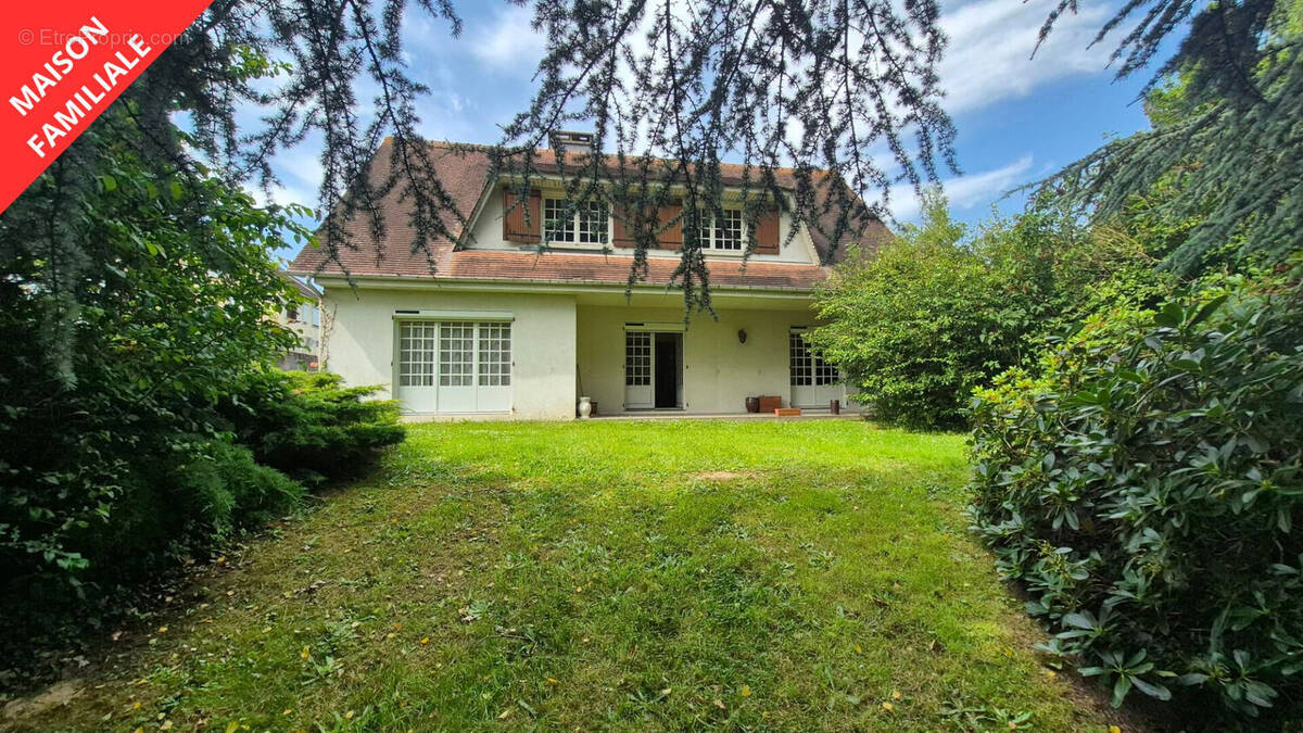 Maison à MONTIVILLIERS