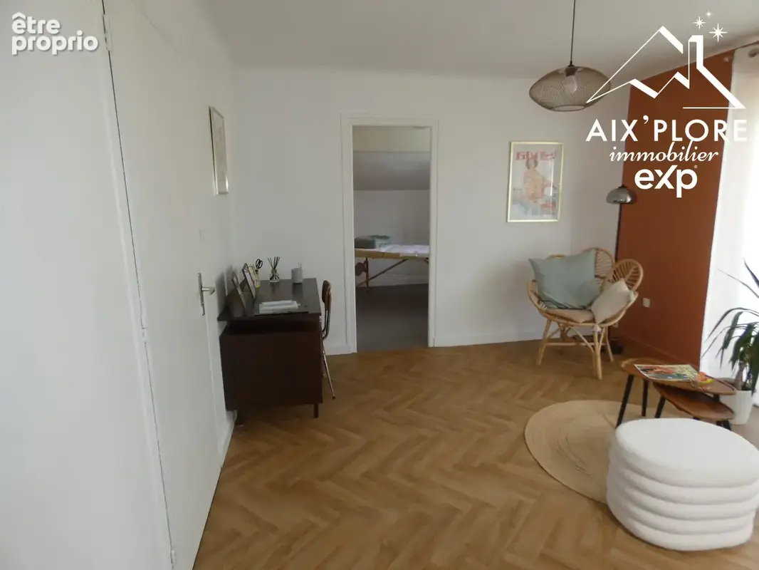 Appartement 32 m² à Bassens  - photo 4