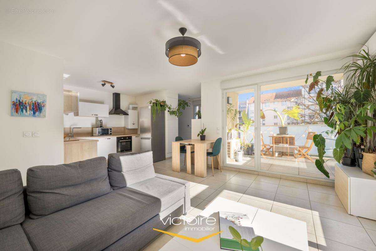 Appartement à LYON-3E