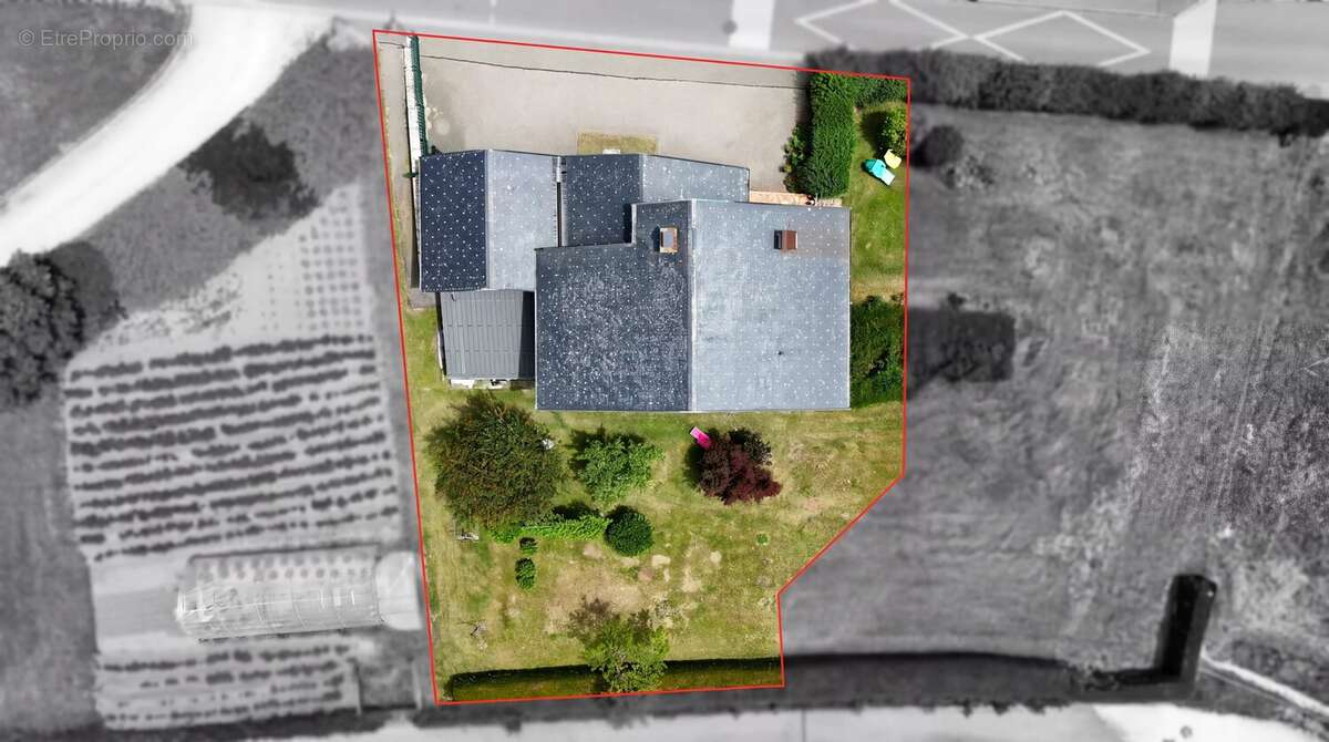 Vovray-en-Bornes : Maison individuelle de type 7 avec jardin - photo 17