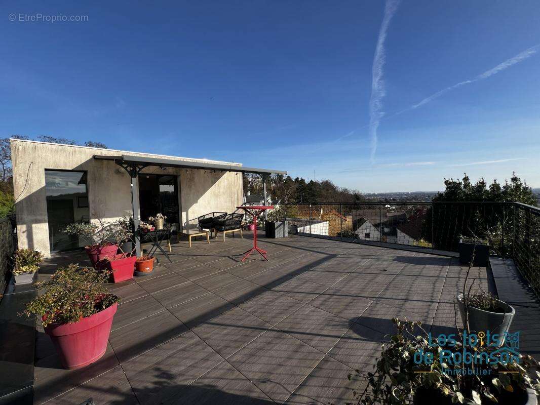 Maison à LE PLESSIS-ROBINSON