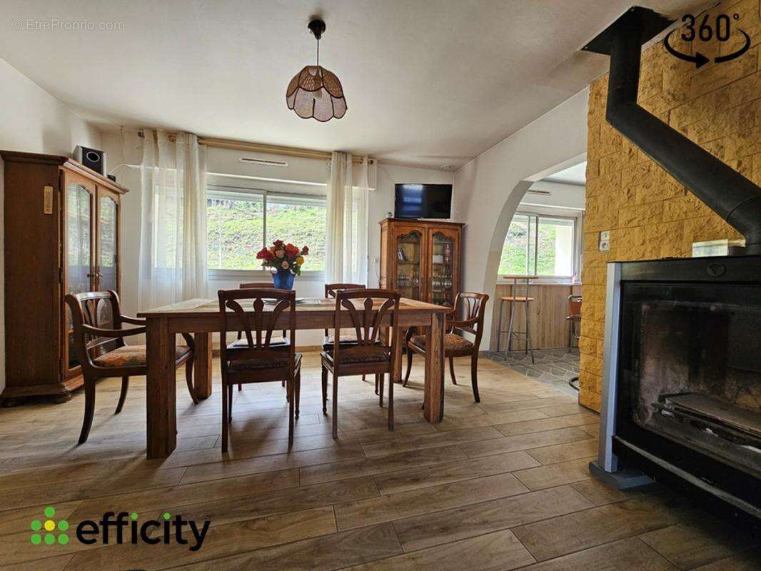 Maison à MARTIGNE-FERCHAUD