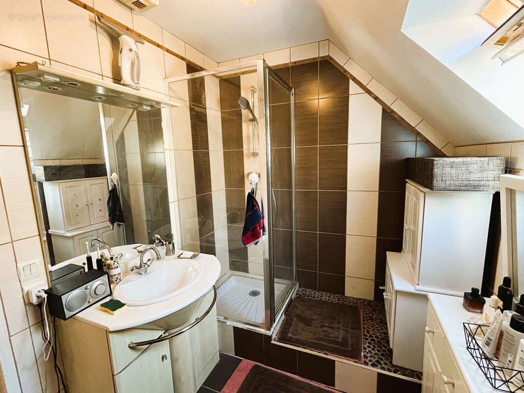 Maison à PONT-SAINTE-MAXENCE