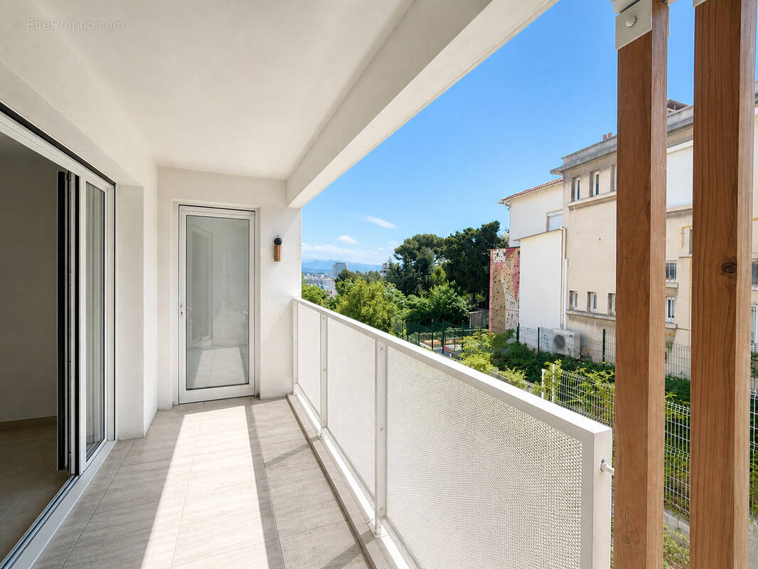 Appartement à MARSEILLE-6E