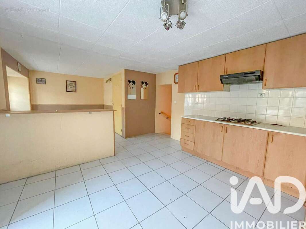 Photo 6