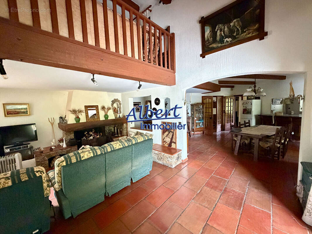 Maison à OLLIOULES