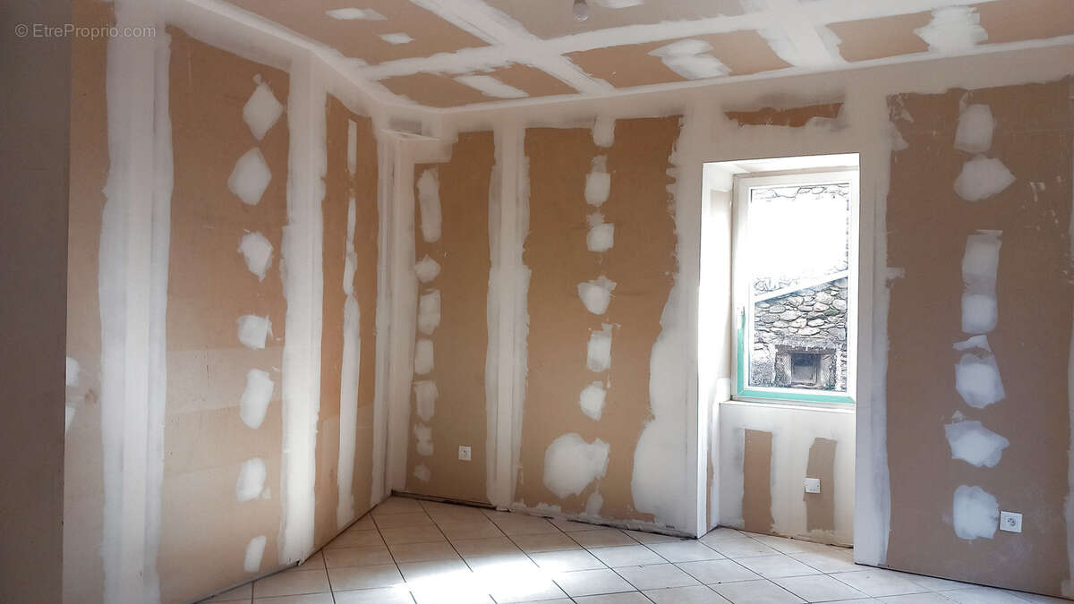 Maison à SAINT-GERVAIS-SUR-MARE