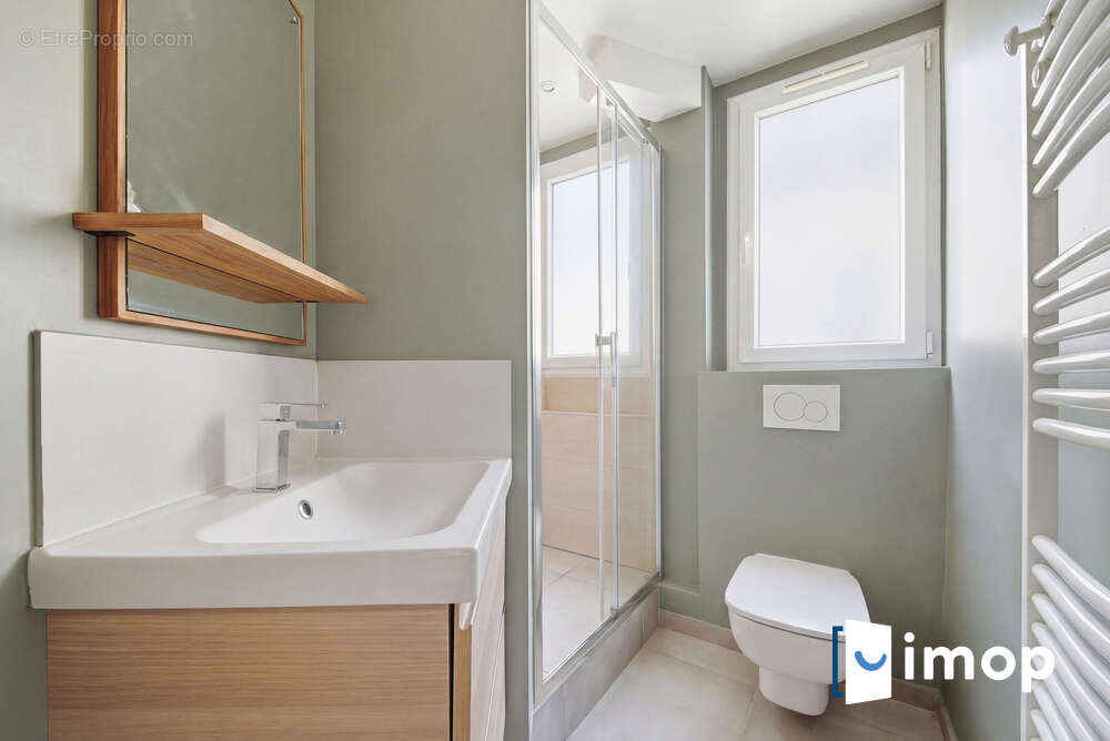 Appartement à PARIS-18E