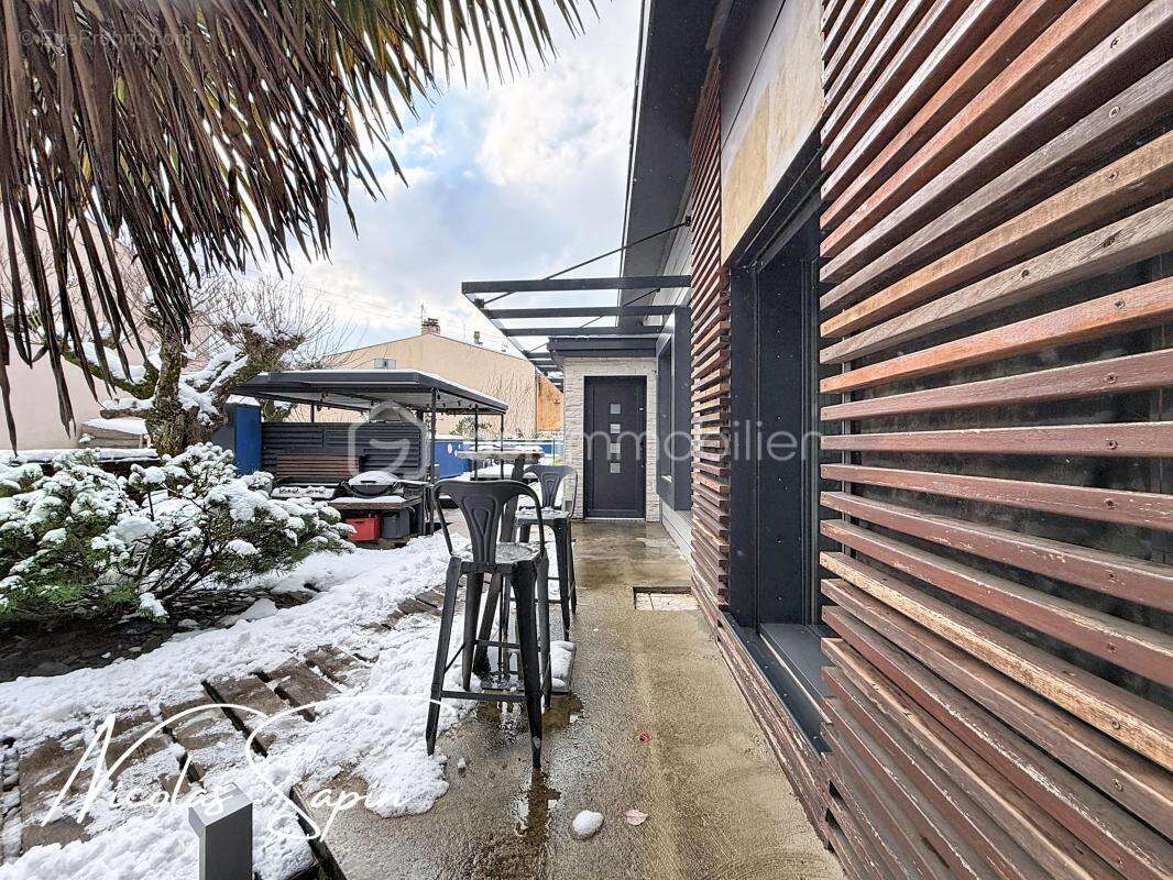 Maison à SAINT-EGREVE