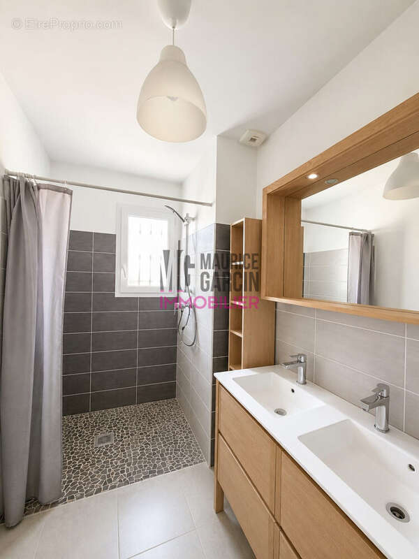 Maison 86 m² à Beaumes-De-Venise  - photo 5