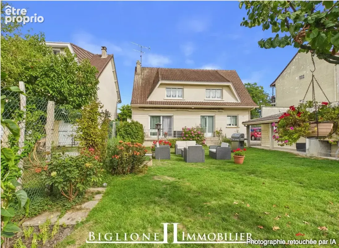 Maison 6 pièces 143 m² à vendre à Montfermeil (93370) - photo 1