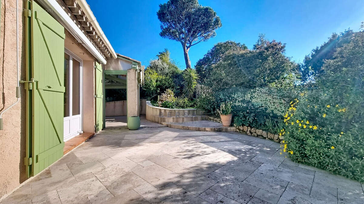 Maison à FREJUS