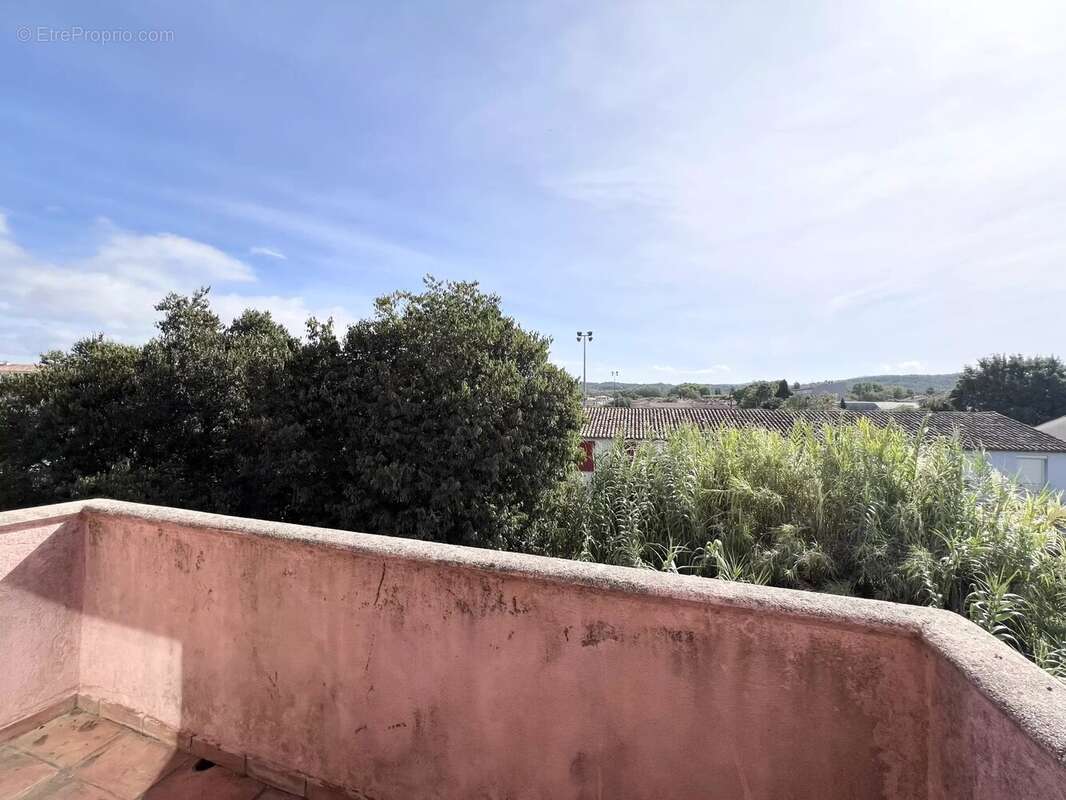 Appartement à COGOLIN