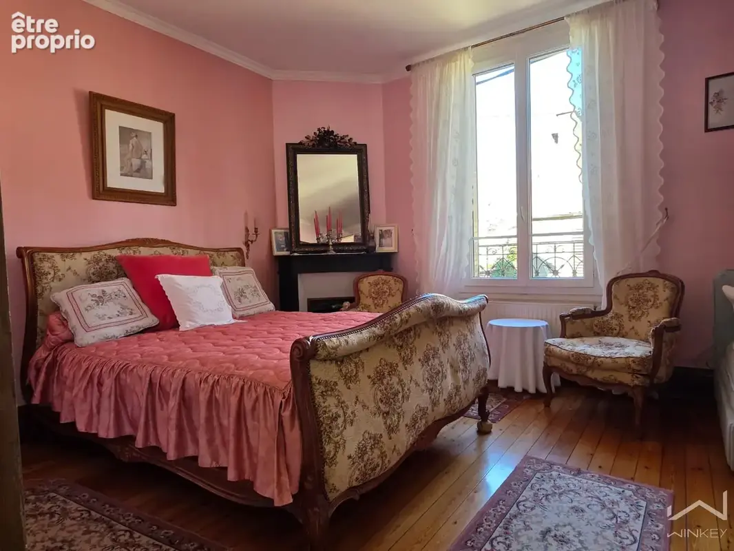 Maison de Ville - 108 m2 environ - 5 pièces - 2 chambres (possible 3) - 2 SDB - Cour - Jardin - Cuisine d'été - photo 13