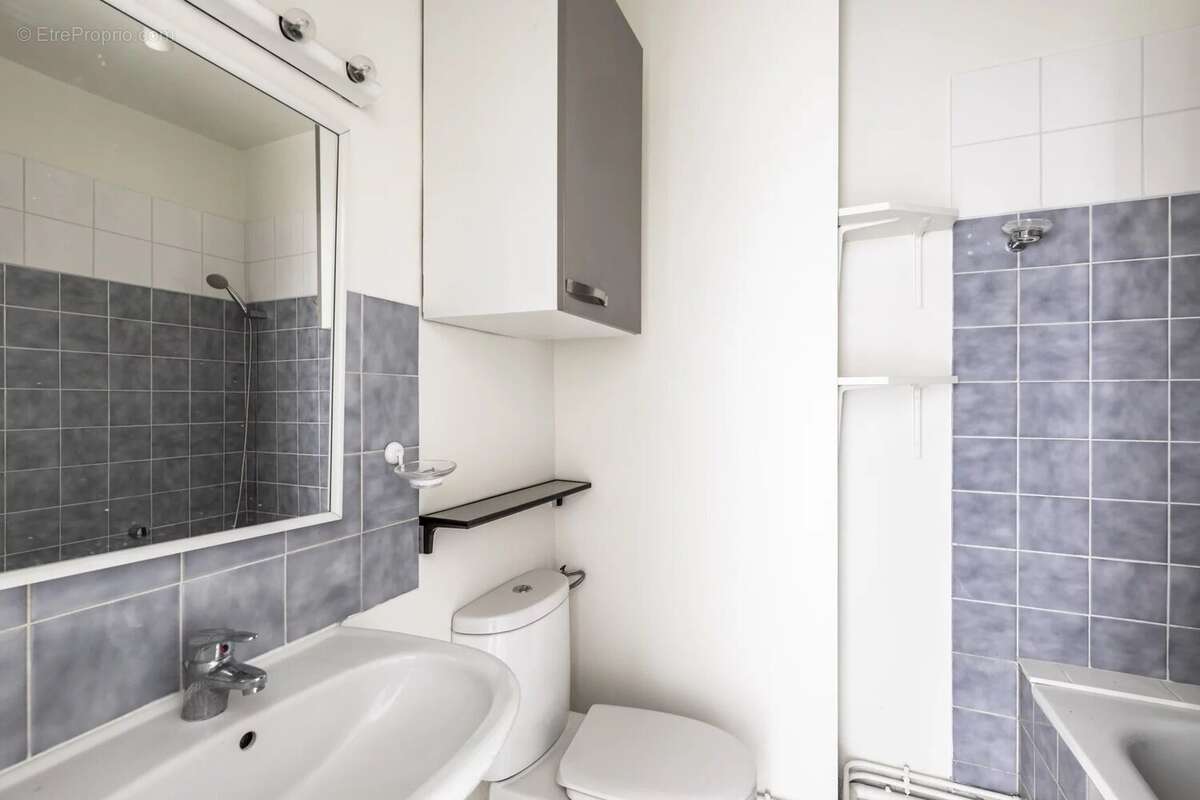 Appartement à PARIS-7E