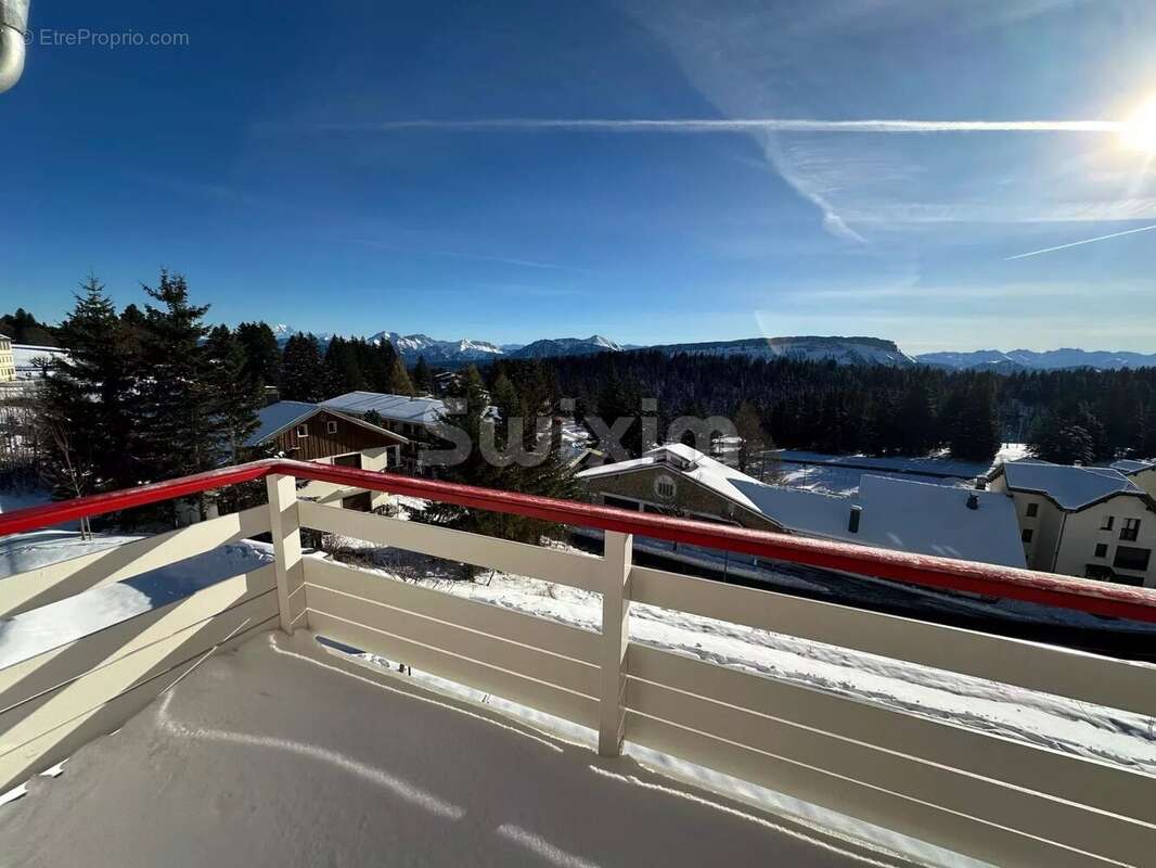Appartement à LES DESERTS
