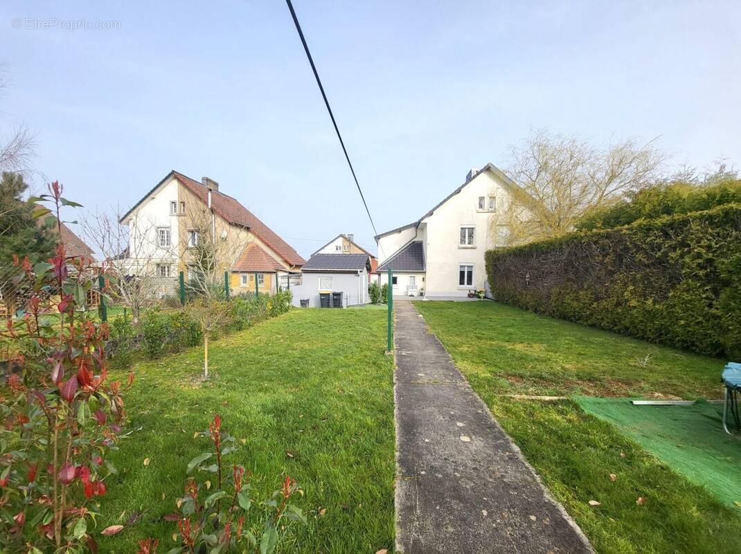 Maison à REHON