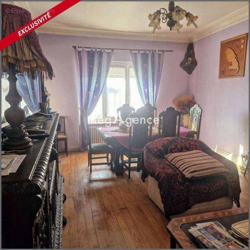 Maison à SAINT-CLAIR-DU-RHONE