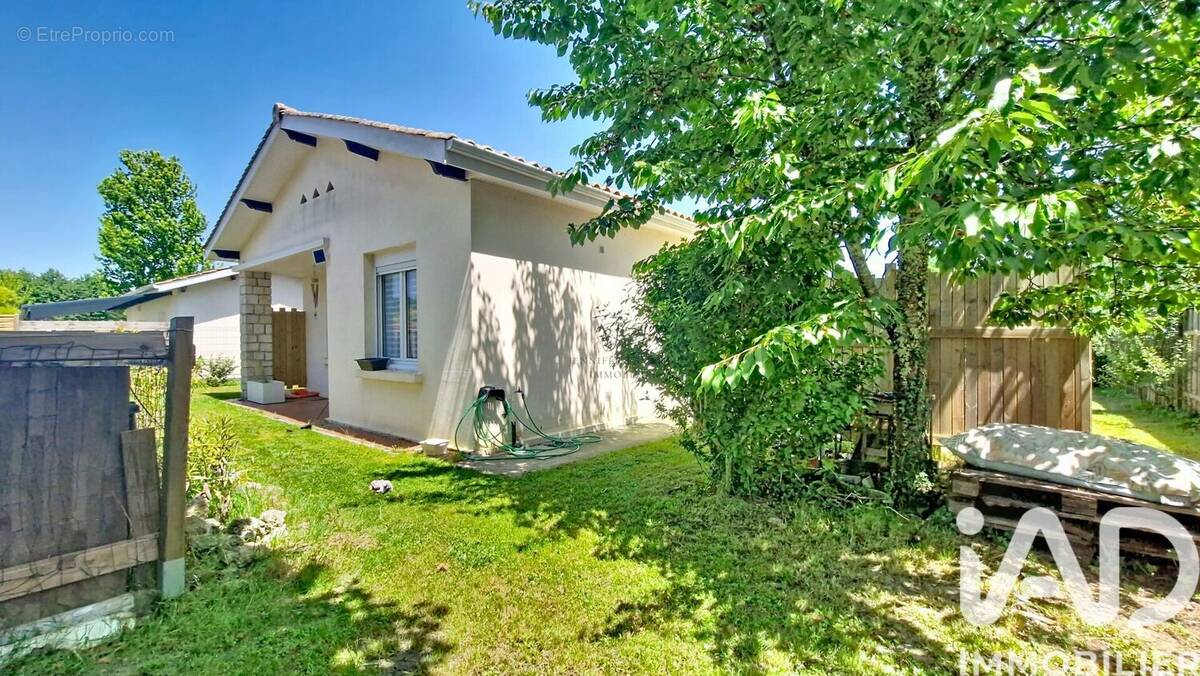 Photo 1 - Maison à FARGUES-SAINT-HILAIRE