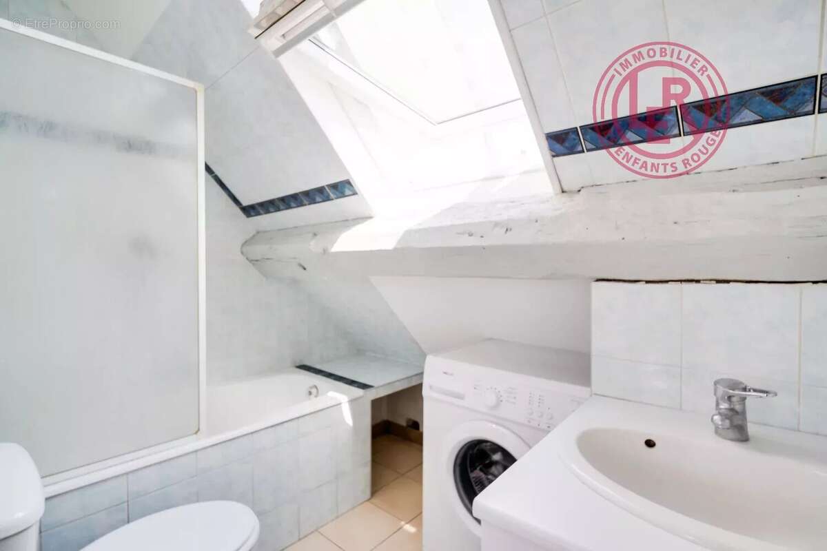 Appartement à PARIS-10E