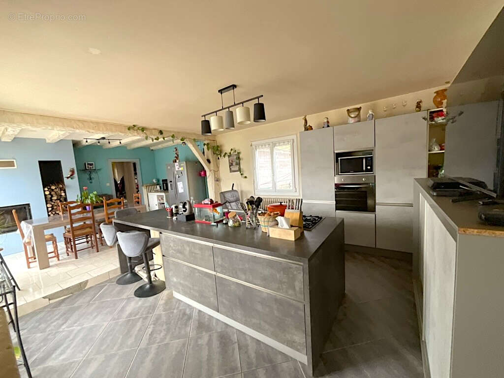 Maison à AILLEVILLERS-ET-LYAUMONT