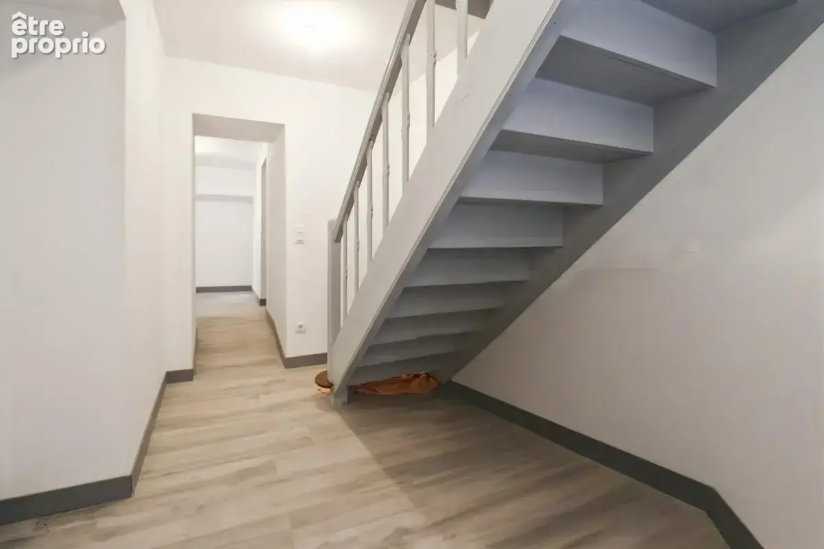 EXCLUSIVITE - Maison 82 m² - 4 pièces - 2 Chambres - Grange/Garage - terrain 520 m² - DOMPIERRE LES EGLISES (87) - photo 8