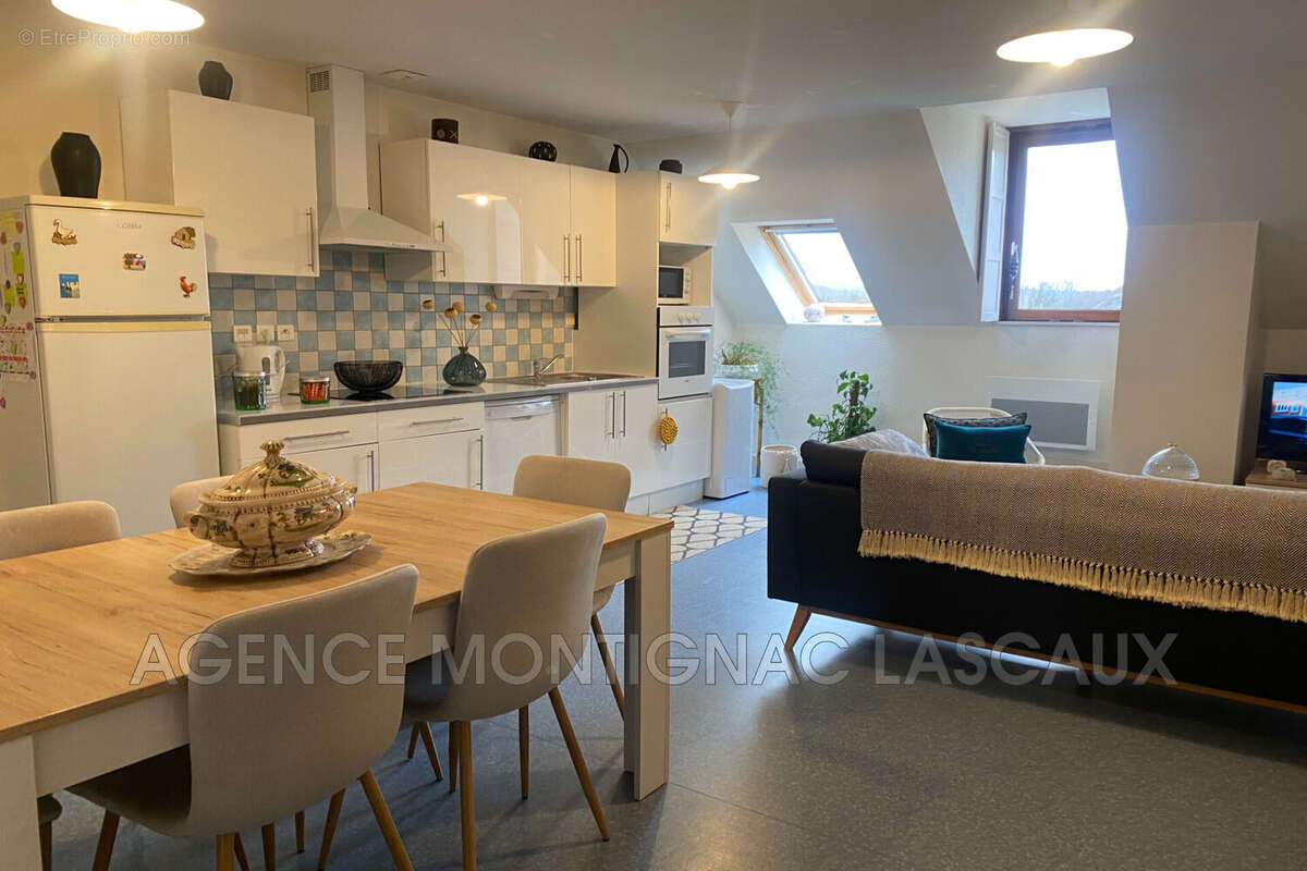 Commerce à MONTIGNAC