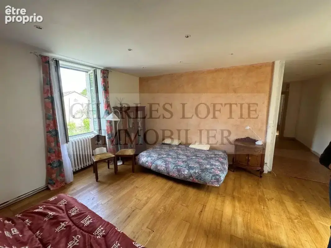 Belle propriété de caractère en pierre avec dépendances et gîte indépendant, 2.8 ha de terrain - photo 10