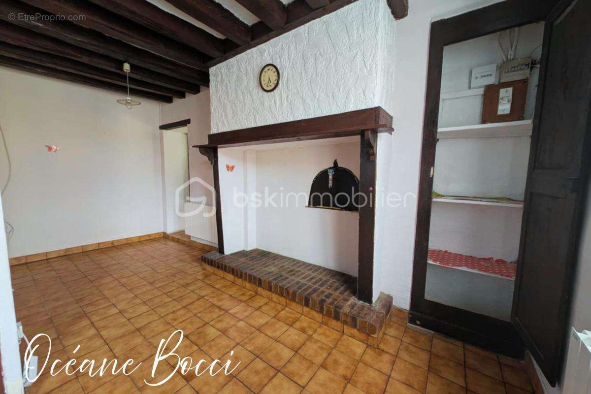 Maison à MEHUN-SUR-YEVRE