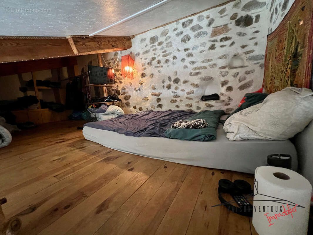 Appartement à BUIS-LES-BARONNIES