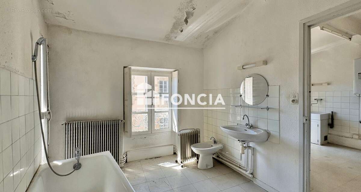 Appartement à NIMES