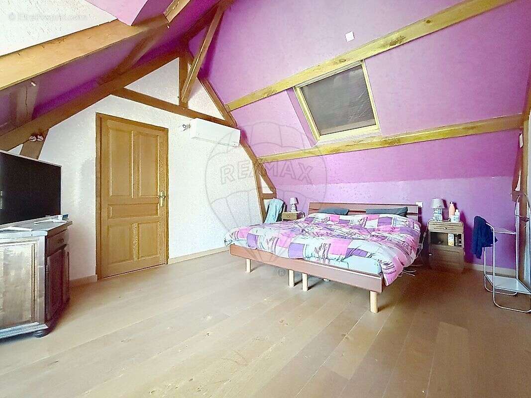 Maison à VILLEBOUGIS