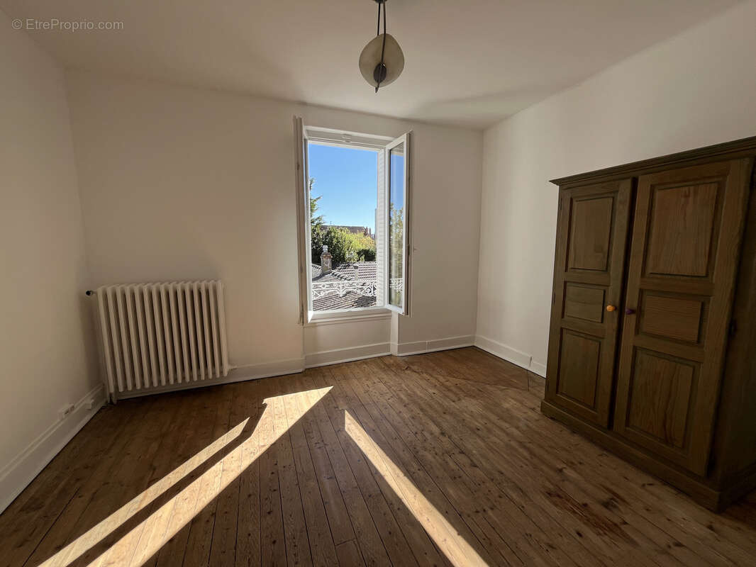 Maison à MALESHERBES